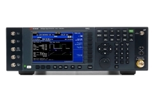 UXG X-시리즈 고속 신호 발생기<br>10 MHz ~ 40 GHz