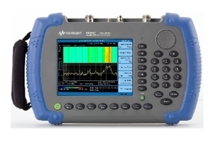 핸드형 스펙트럼 분석기<br>9 kHz ~ 20 GHz