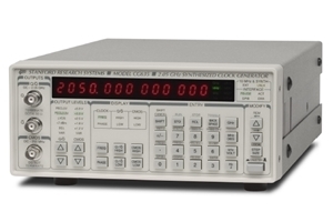 CG635<br>(2 GHz clock generator)